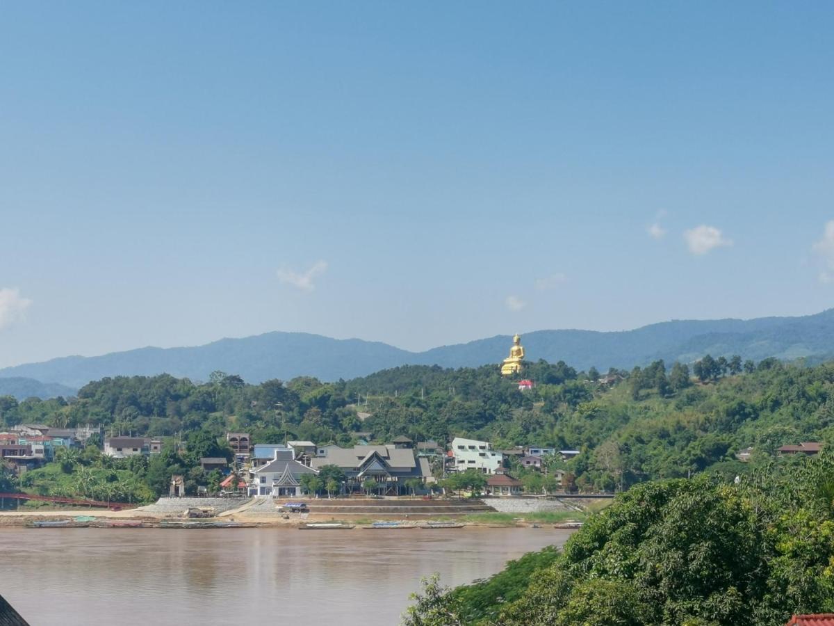 Manilath Guesthouse Хуайсай Экстерьер фото