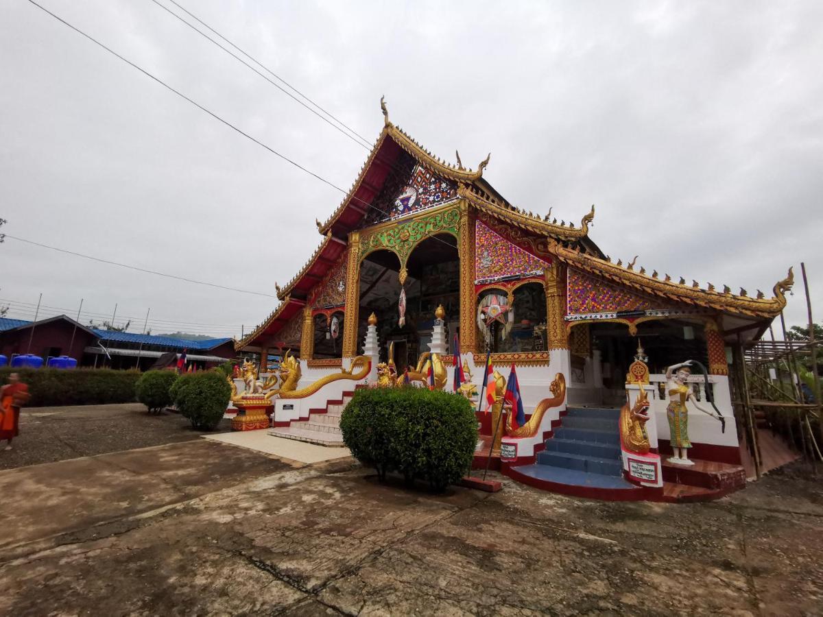 Manilath Guesthouse Хуайсай Экстерьер фото